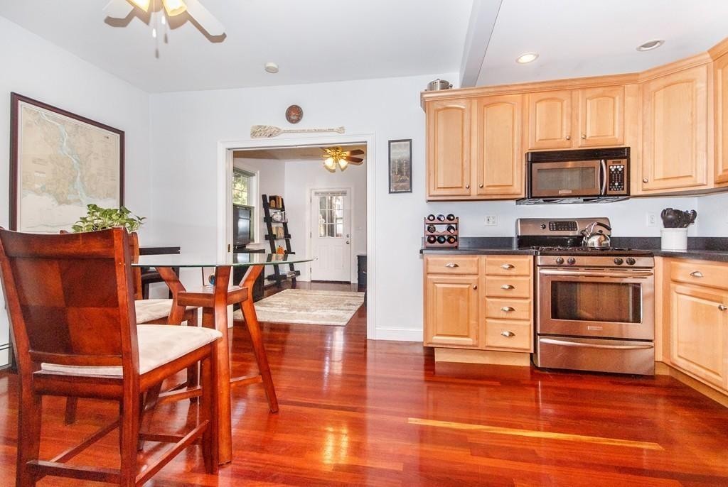 582 East 4th Street, Unit 2 Boston, MA 02127 - Photo 2 of 10