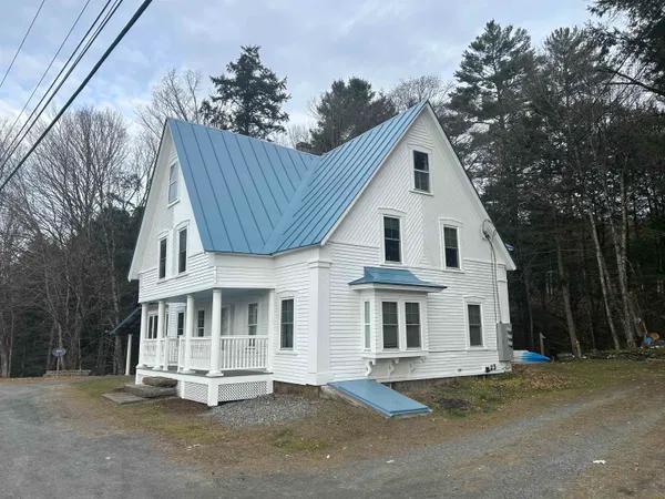 $449,000 | 978 Dartmouth College Highway, Orford, NH 03777