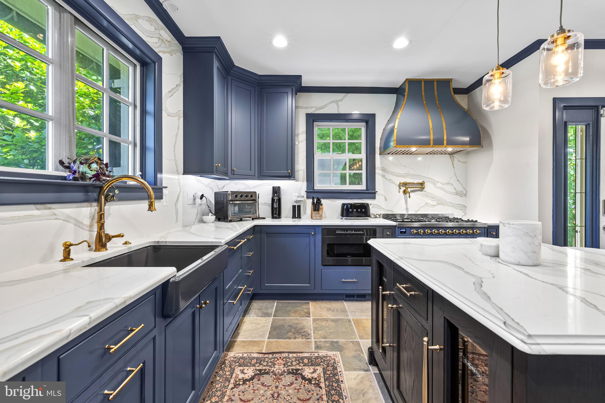 209 East Highfield Road Baltimore, MD 21218 - Photo 19 of 62 Kitchen