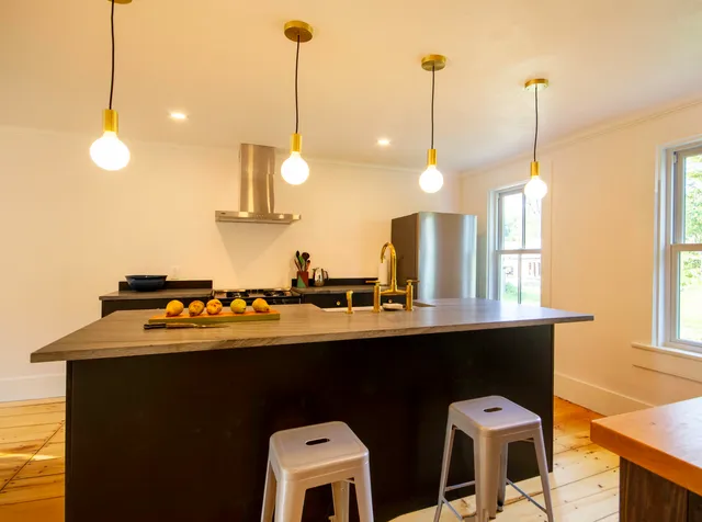 $495,000 | 204 West River Road, Lincoln, VT 05443