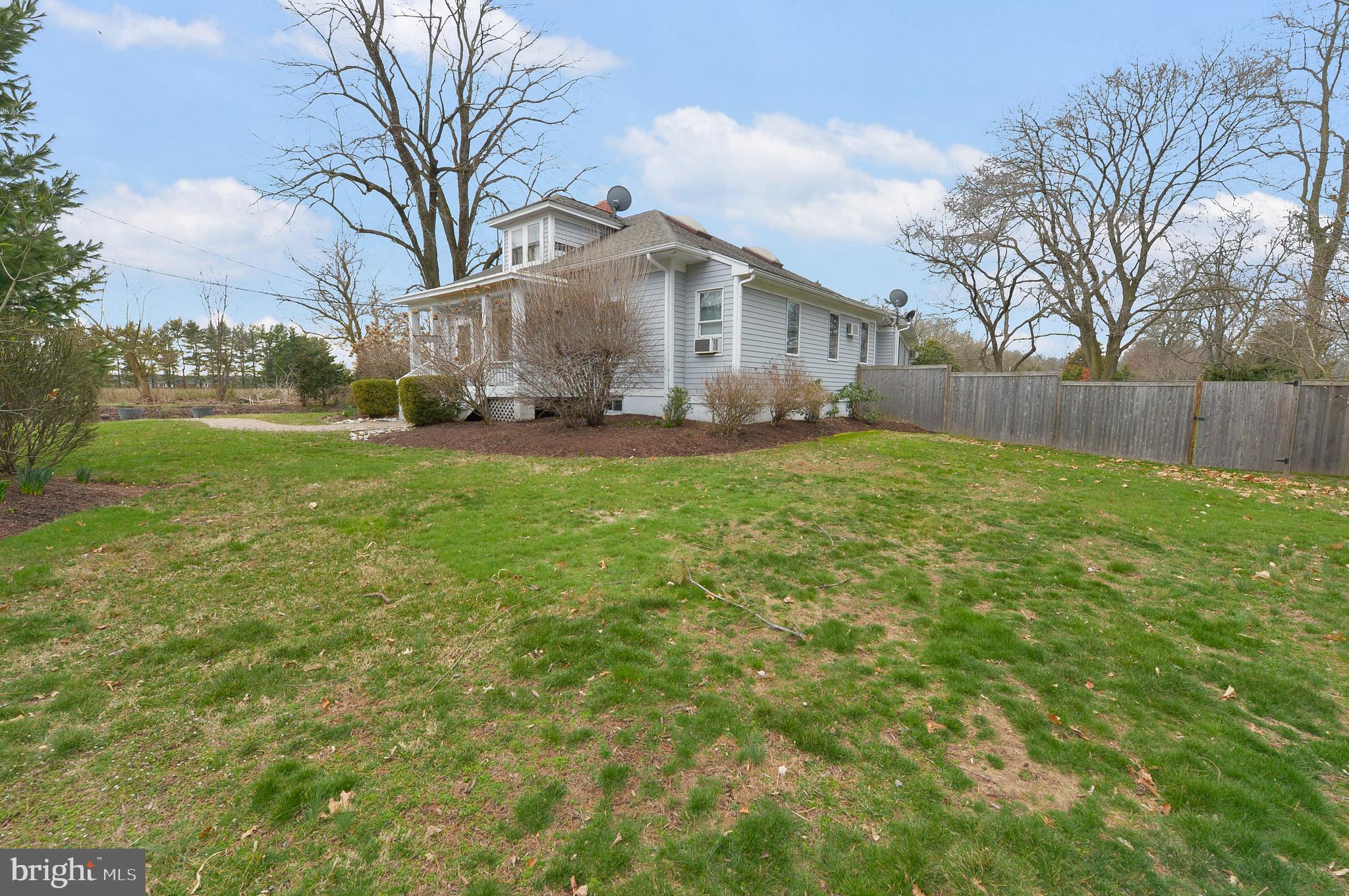 922 Route 601 Skillman Nj 08558 Skillman, NJ 08558 - Photo 10 of 59 a backyard of a house with table and chairs