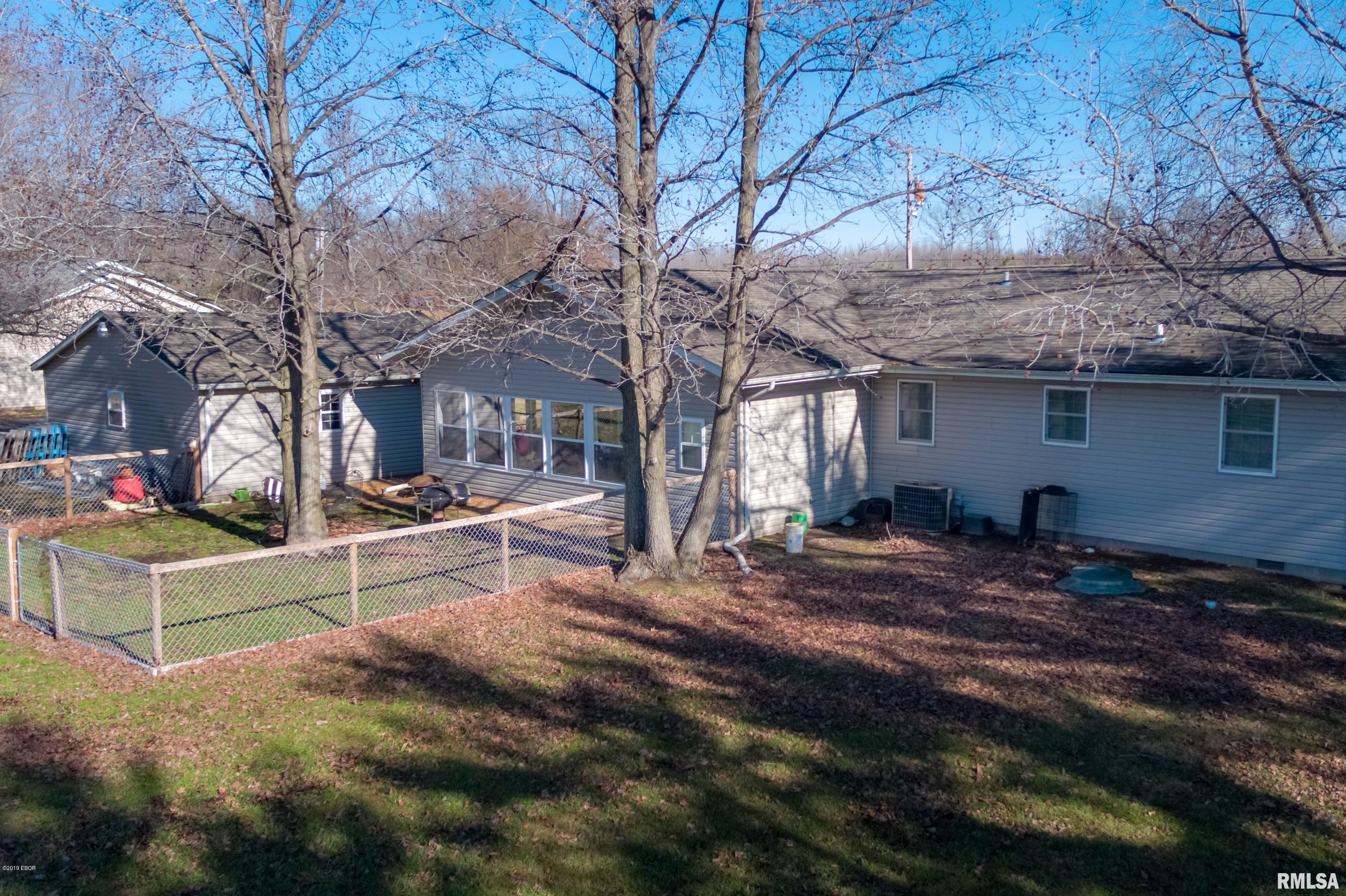 17265 Freeman Spur Road Herrin, IL 62948 - Photo 22 of 30 Gallery Image 22