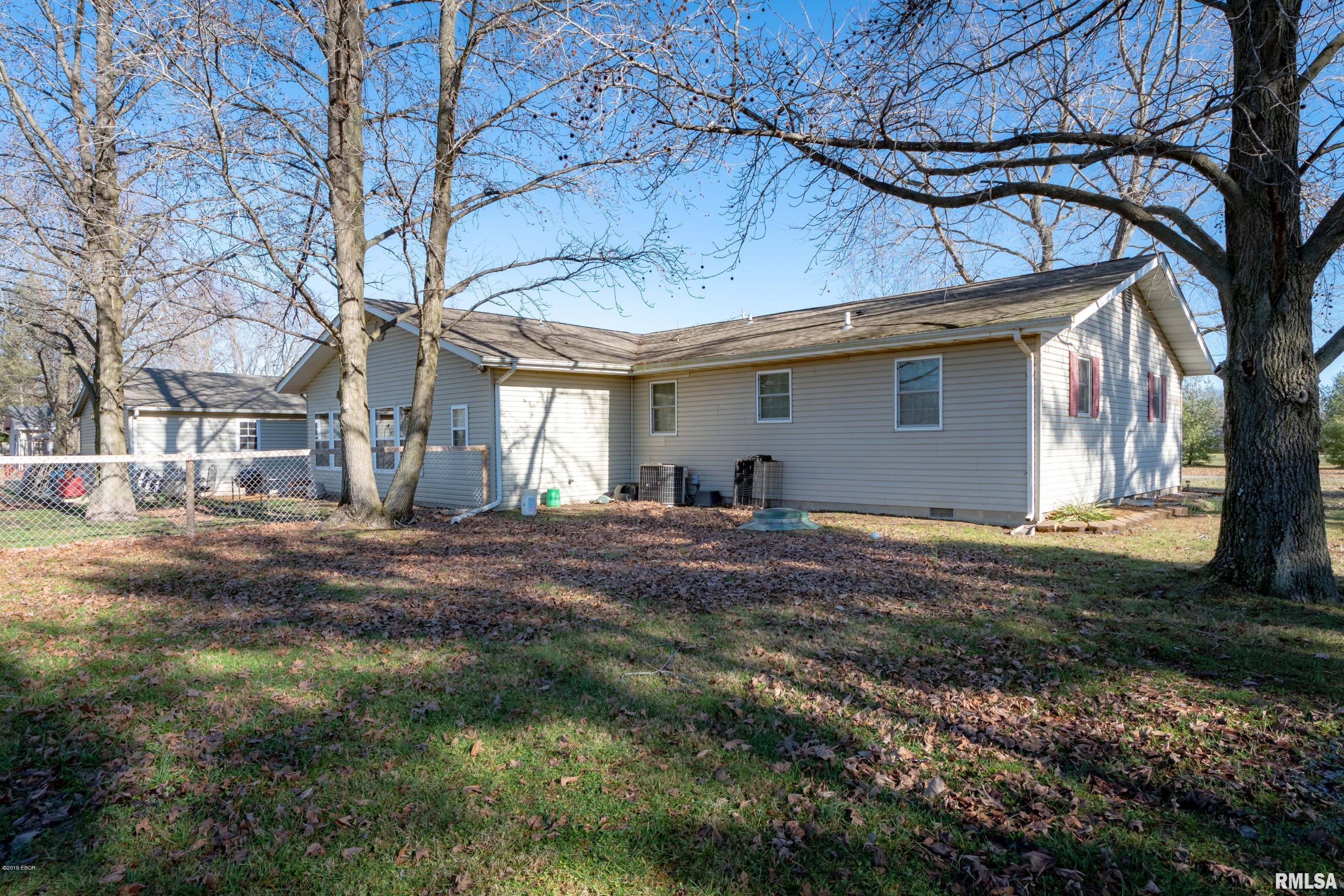 17265 Freeman Spur Road Herrin, IL 62948 - Photo 23 of 30 Gallery Image 23