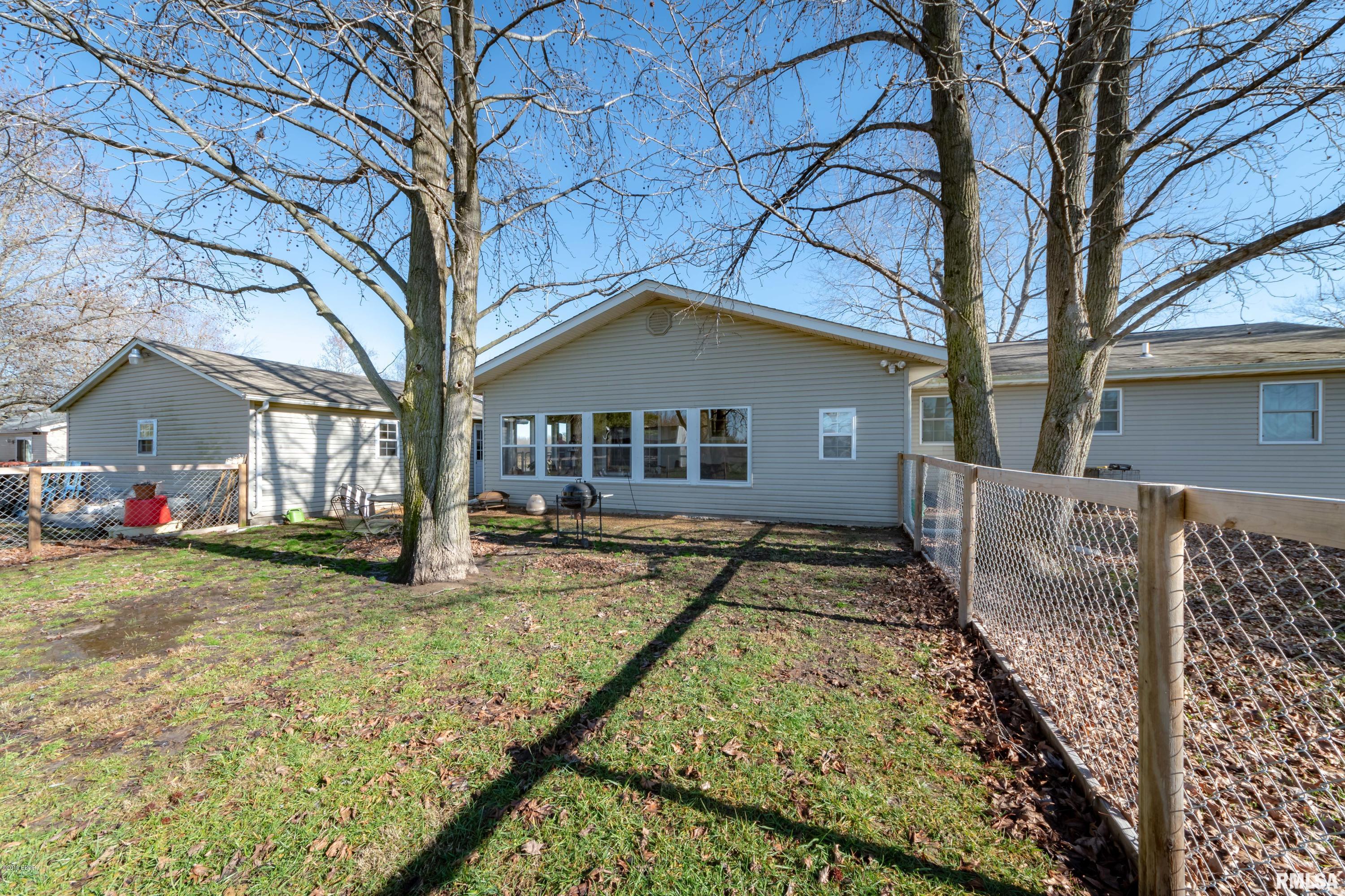 17265 Freeman Spur Road Herrin, IL 62948 - Photo 24 of 30 Gallery Image 24