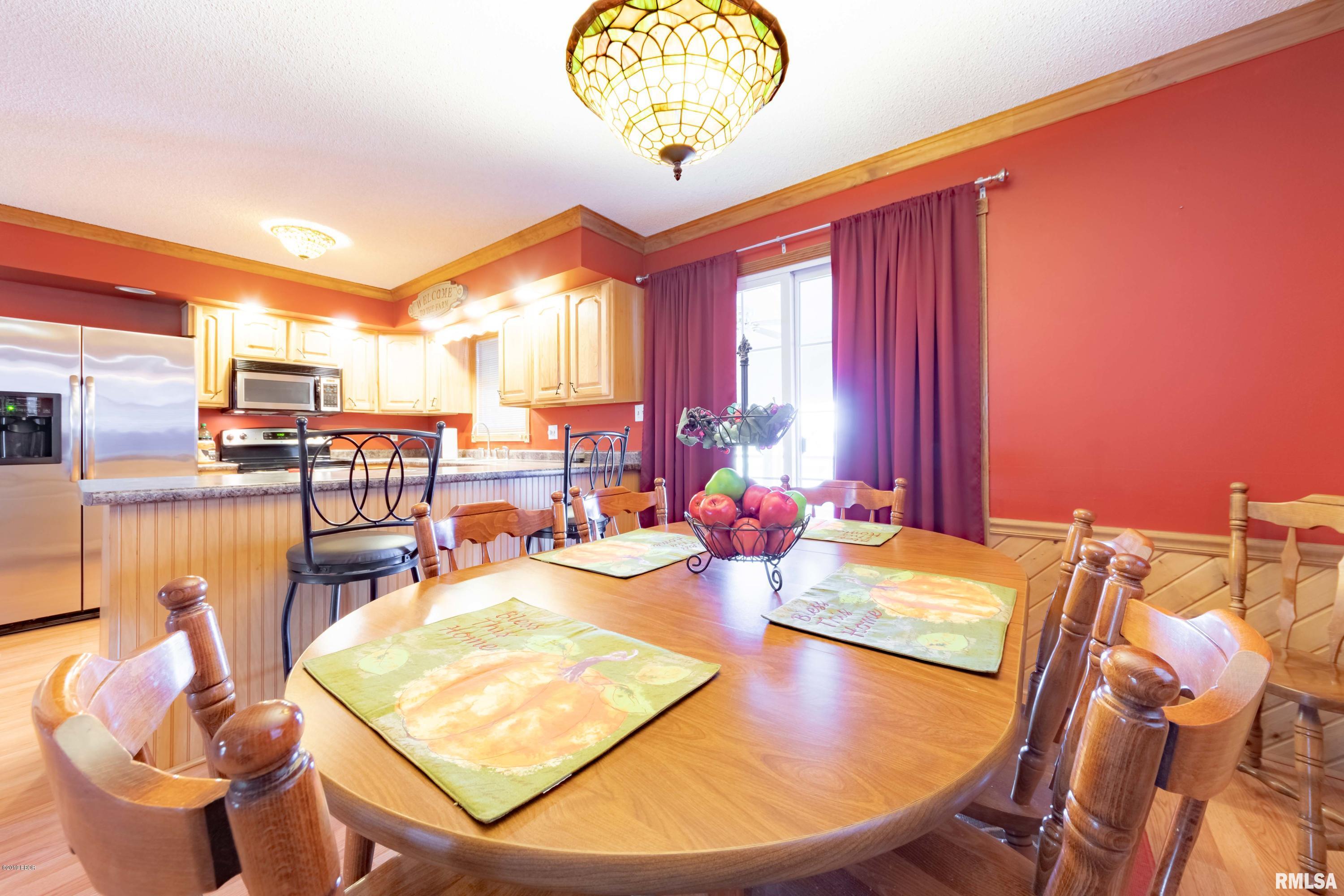17265 Freeman Spur Road Herrin, IL 62948 - Photo 8 of 30 Gallery Image 8