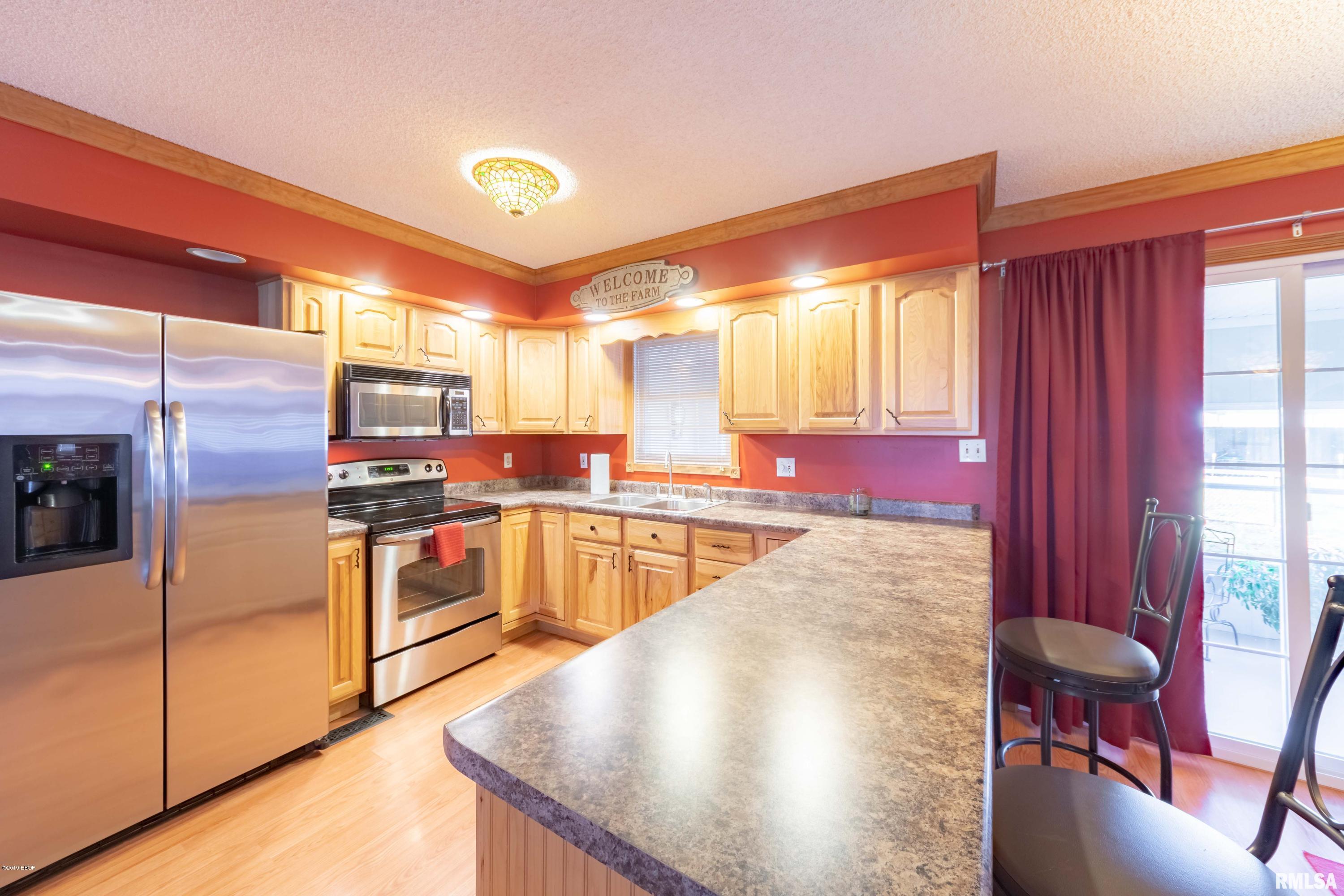 17265 Freeman Spur Road Herrin, IL 62948 - Photo 9 of 30 Gallery Image 9