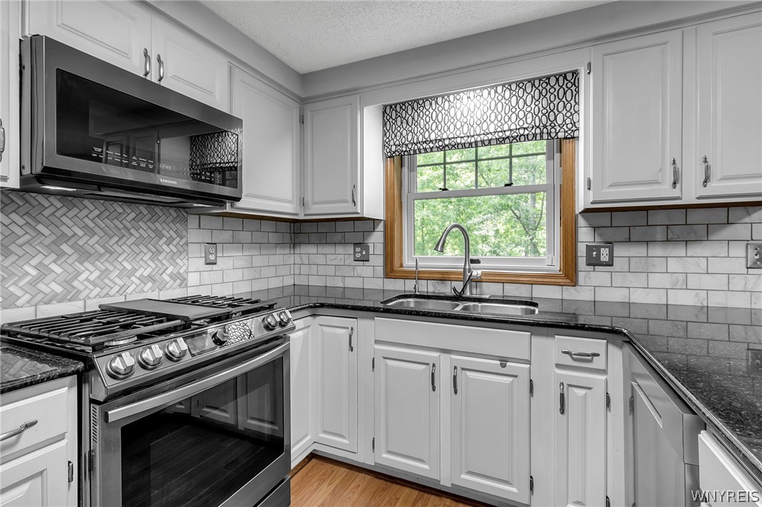 180 Rambling Road Amherst, NY 14051 - Photo 16 of 45