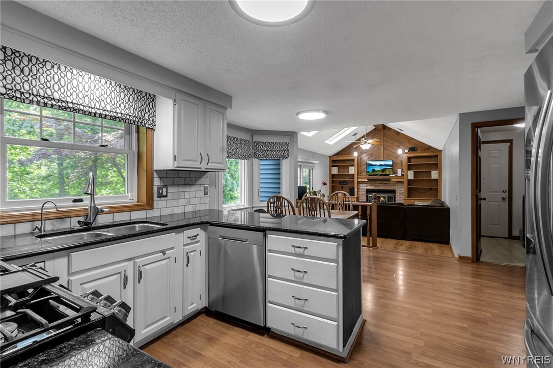 180 Rambling Road Amherst, NY 14051 - Photo 17 of 45