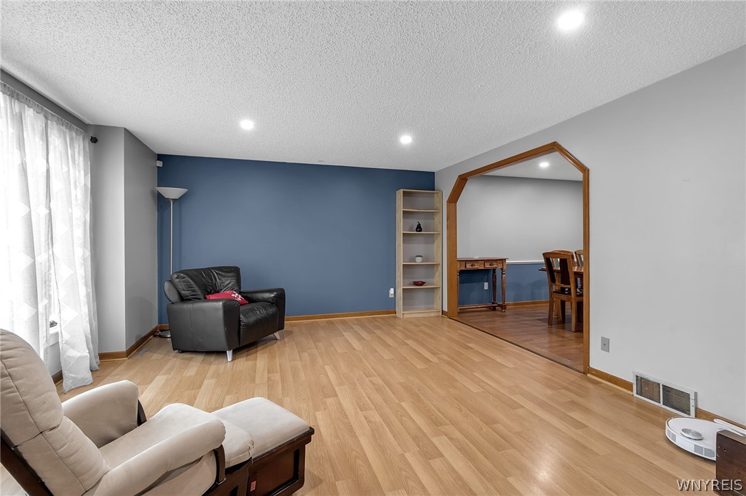 180 Rambling Road Amherst, NY 14051 - Photo 7 of 45