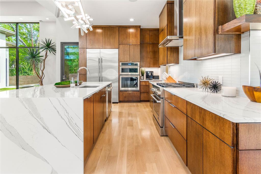 3317 Edward Drive Waco, TX 76708 - Photo 11 of 39