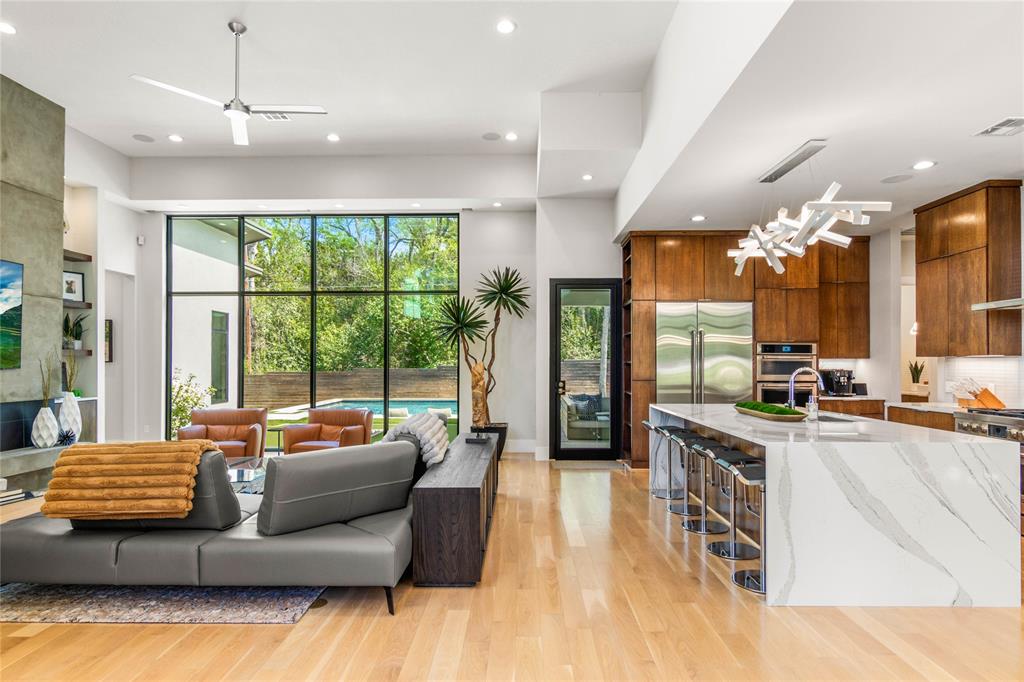 3317 Edward Drive Waco, TX 76708 - Photo 5 of 39 a living room with furniture and a large window