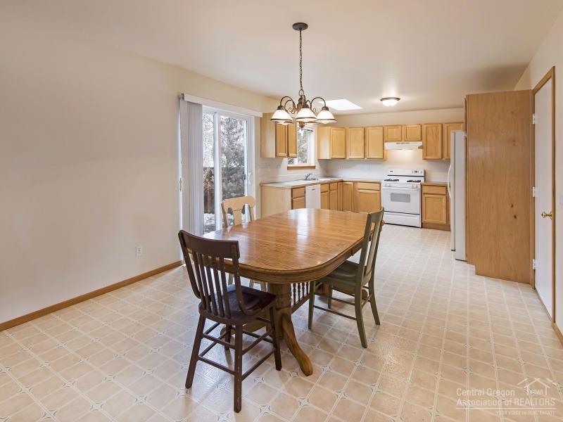 20060 Old Rock House Road Bend, OR 97702 - Photo 5 of 13 Additional Photo