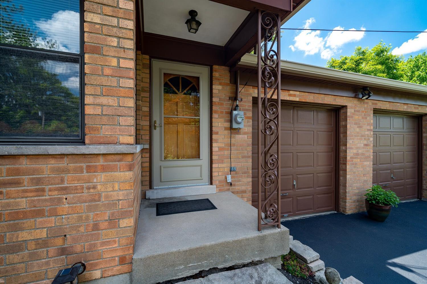 8605 Livingston Road Cincinnati, OH 45251 - Photo 6 of 40 Gallery Image 6