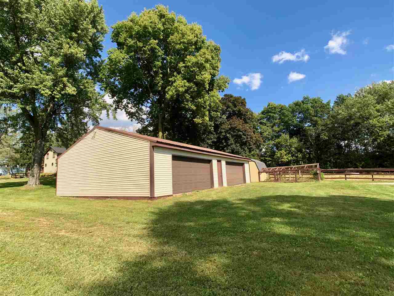 6038 Tipple Road Rockford, IL 61102 - Photo 17 of 25 a view of a backyard of the house