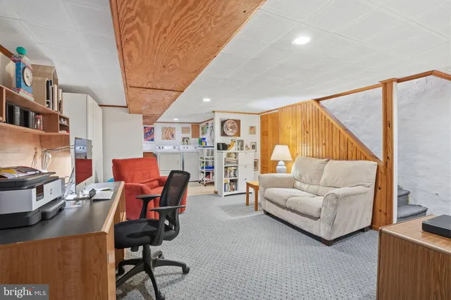 $375,000 | 815 Elkins Avenue, Elkins Park, PA 19027