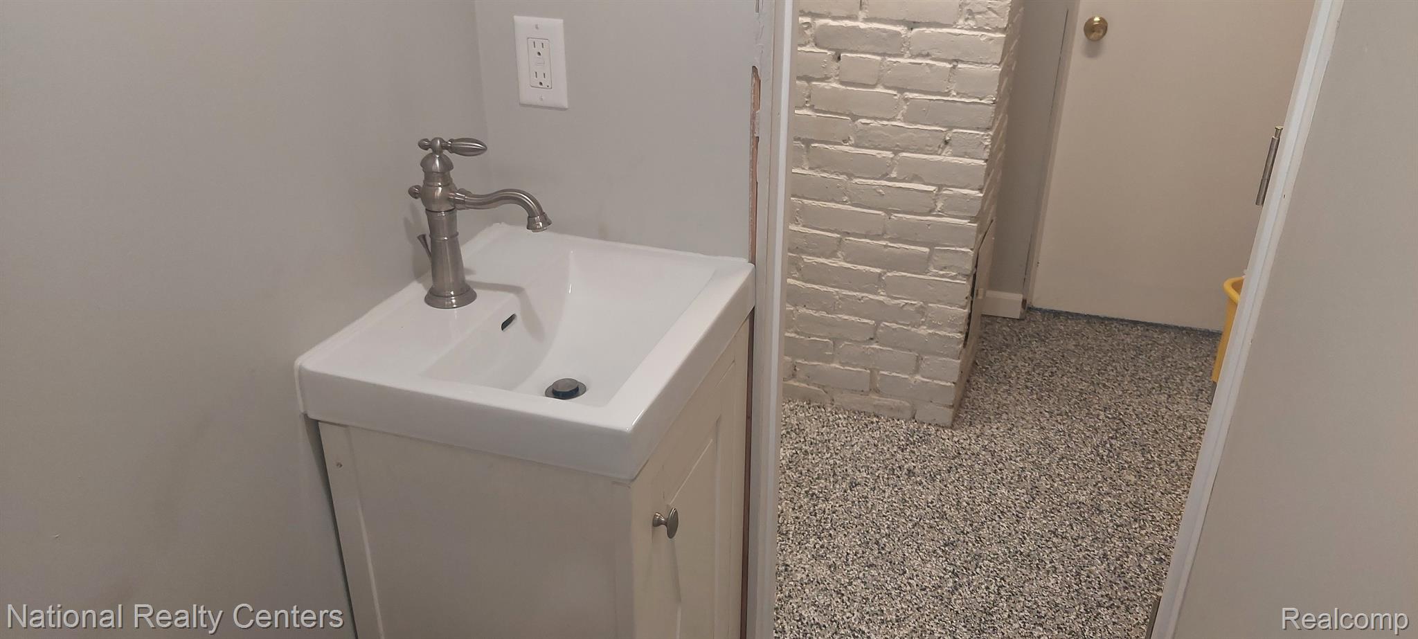 6486 Evergreen Road Detroit, MI 48228 - Photo 41 of 47 Gallery Image 41