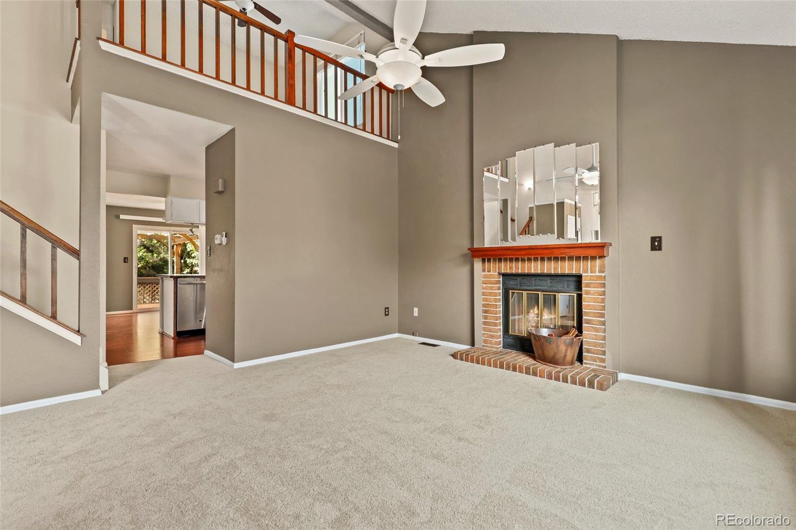 1040 Ridgeglen Way Highlands Ranch, CO 80126 - Photo 5 of 33 Gallery Image 5