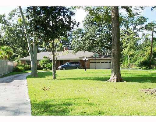 150 Tudor Avenue River Ridge, LA 70123 - Photo 1 of 3