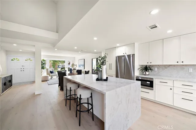 $1,749,000 | 5071 Bayonne Circle, Irvine, CA 92604