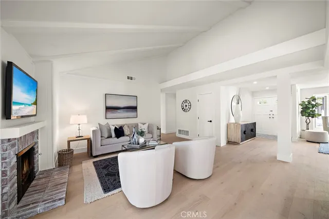 $1,749,000 | 5071 Bayonne Circle, Irvine, CA 92604