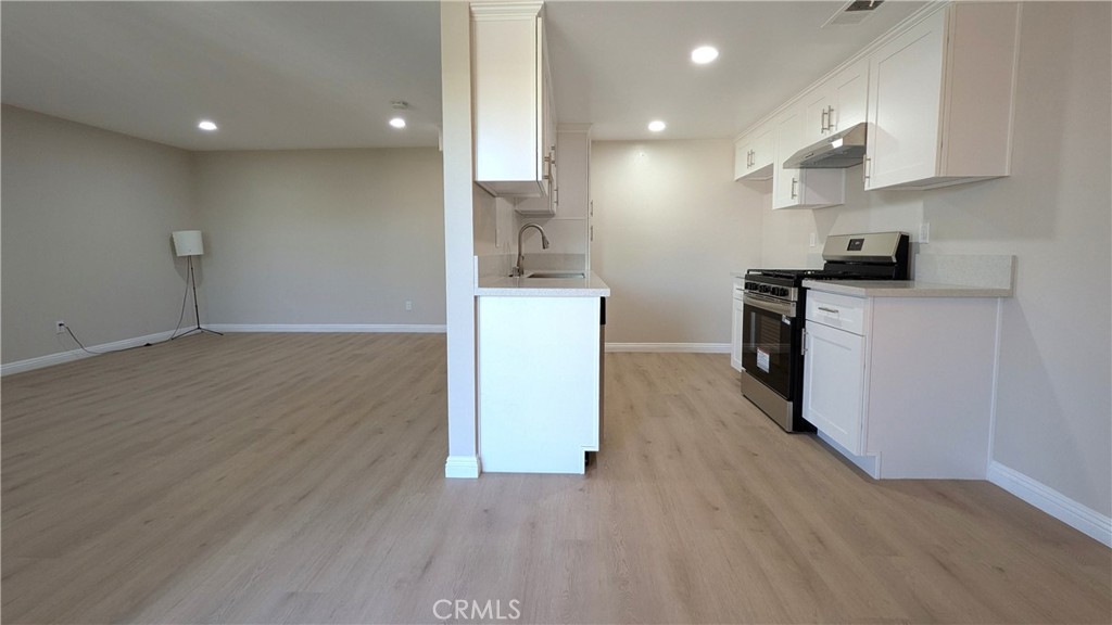 317 South Almansor Street, Unit 9 Alhambra, CA 91801 - Photo 12 of 38