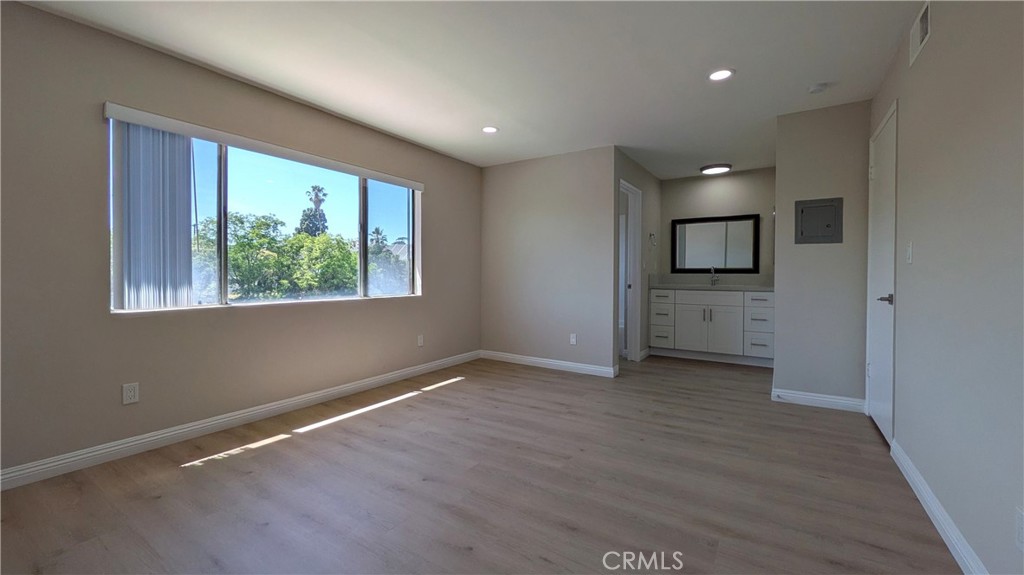 317 South Almansor Street, Unit 9 Alhambra, CA 91801 - Photo 20 of 38