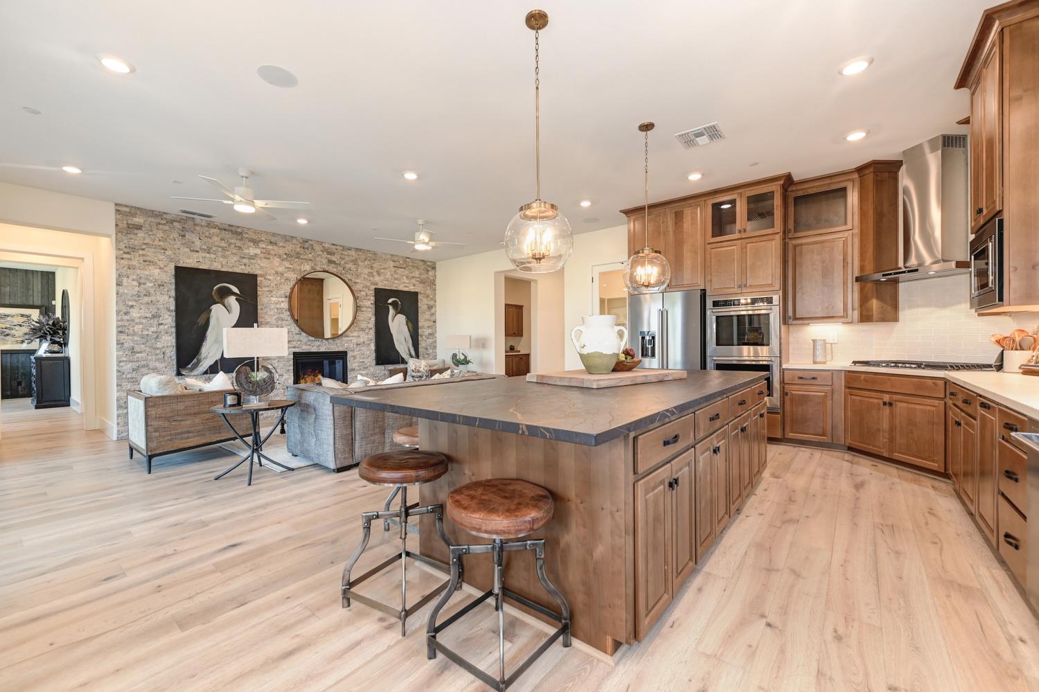 2025 Arbor Rdg Drive Roseville, CA 95747 - Photo 12 of 48