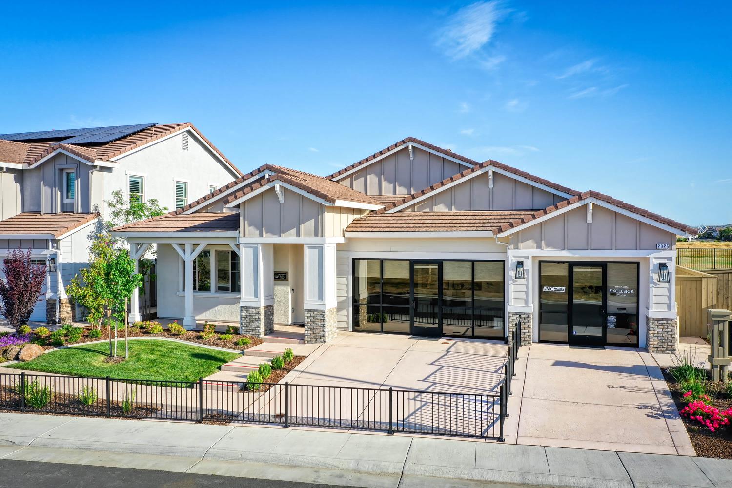 2025 Arbor Rdg Drive Roseville, CA 95747 - Photo 3 of 48