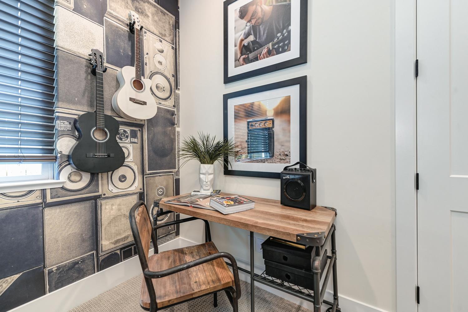 2025 Arbor Rdg Drive Roseville, CA 95747 - Photo 32 of 48