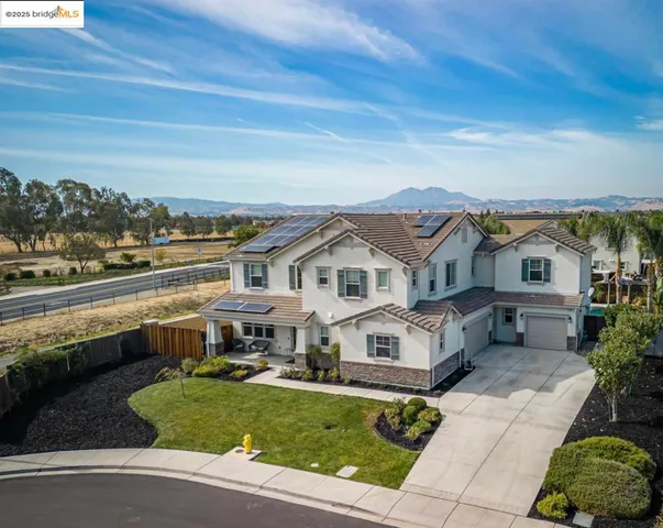 $1,395,000 | 1949 Crowley Court, Brentwood, CA 94513