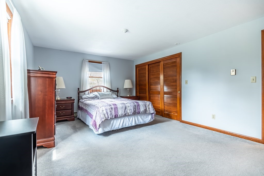 228 Chandler Road Andover, MA 01810 - Photo 13 of 30 Gallery Image 13