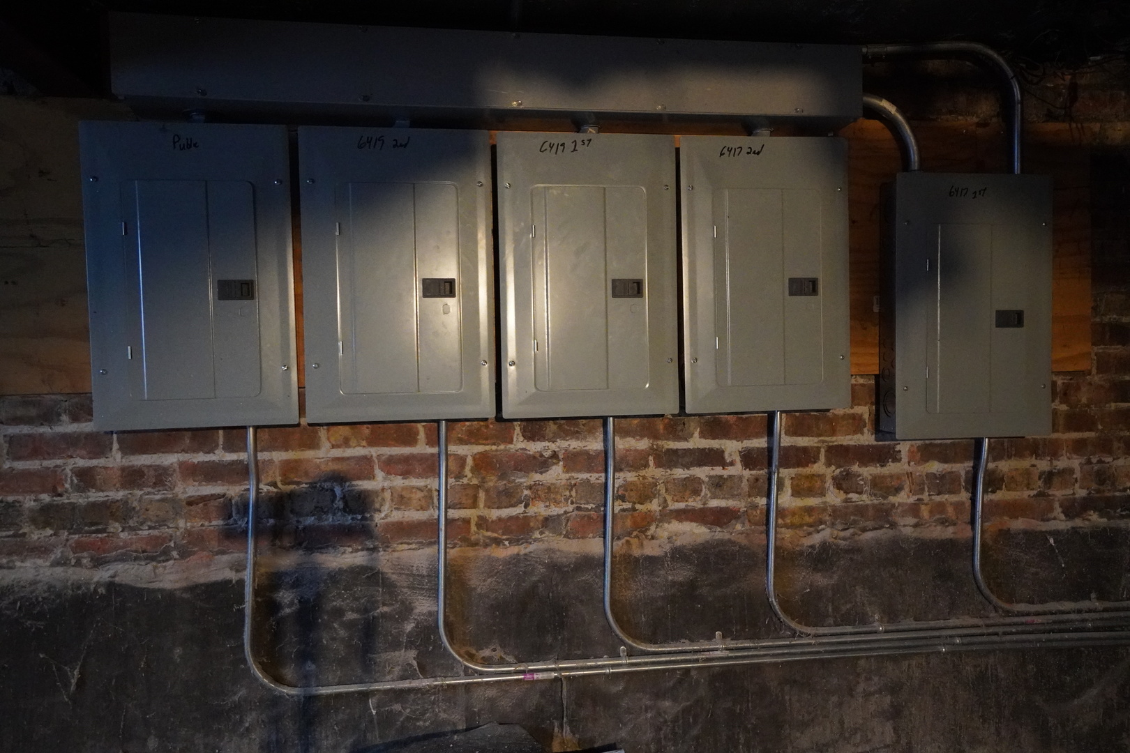 6419 South Morgan Street Chicago, IL 60621 - Photo 10 of 11 a bathroom with a shower