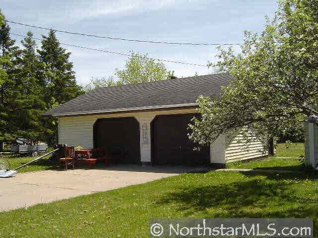 304 East Barker Street Rice Lake, WI 54868 - Photo 5 of 6 Gallery Image 5