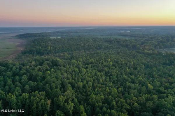 $869,000 | Davis Lane, Hernando, MS 38632