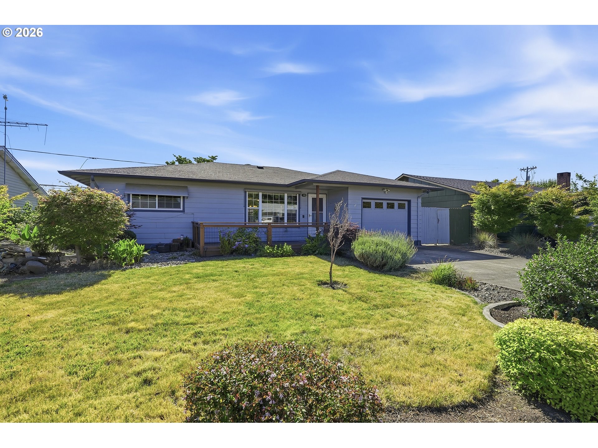 2236 Umpqua Road Woodburn, OR 97071 - Photo 2 of 35