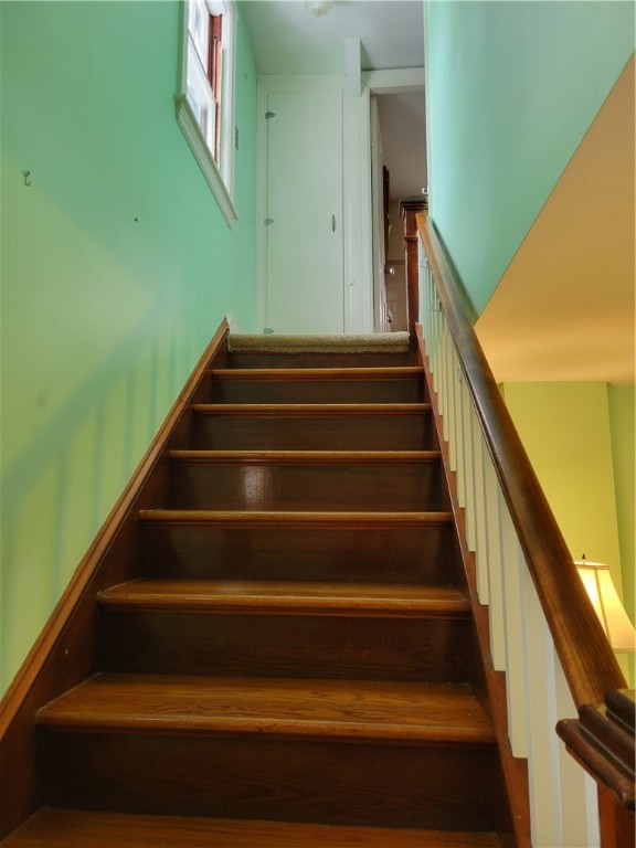 186 Custer Street Warwick, RI 02889 - Photo 23 of 46 Gallery Image 23