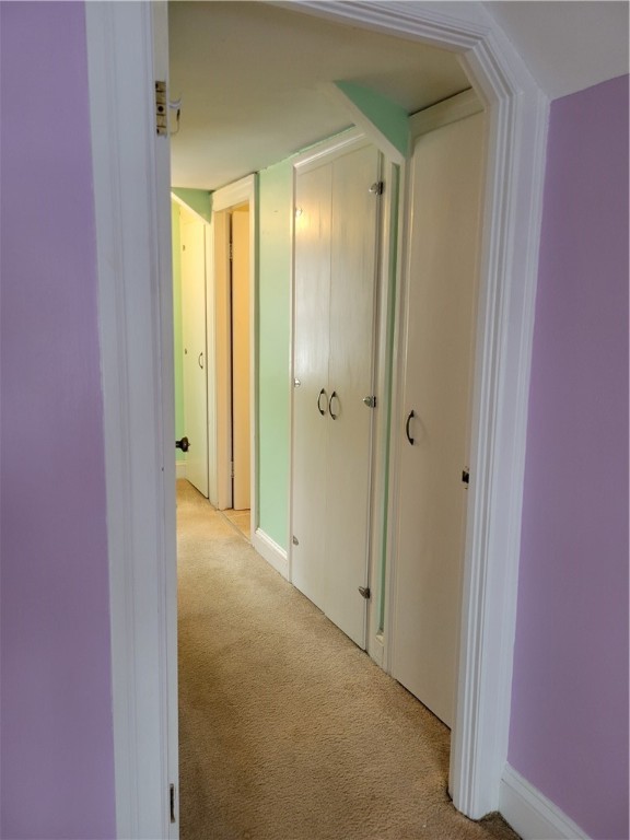 186 Custer Street Warwick, RI 02889 - Photo 28 of 46 hallway view