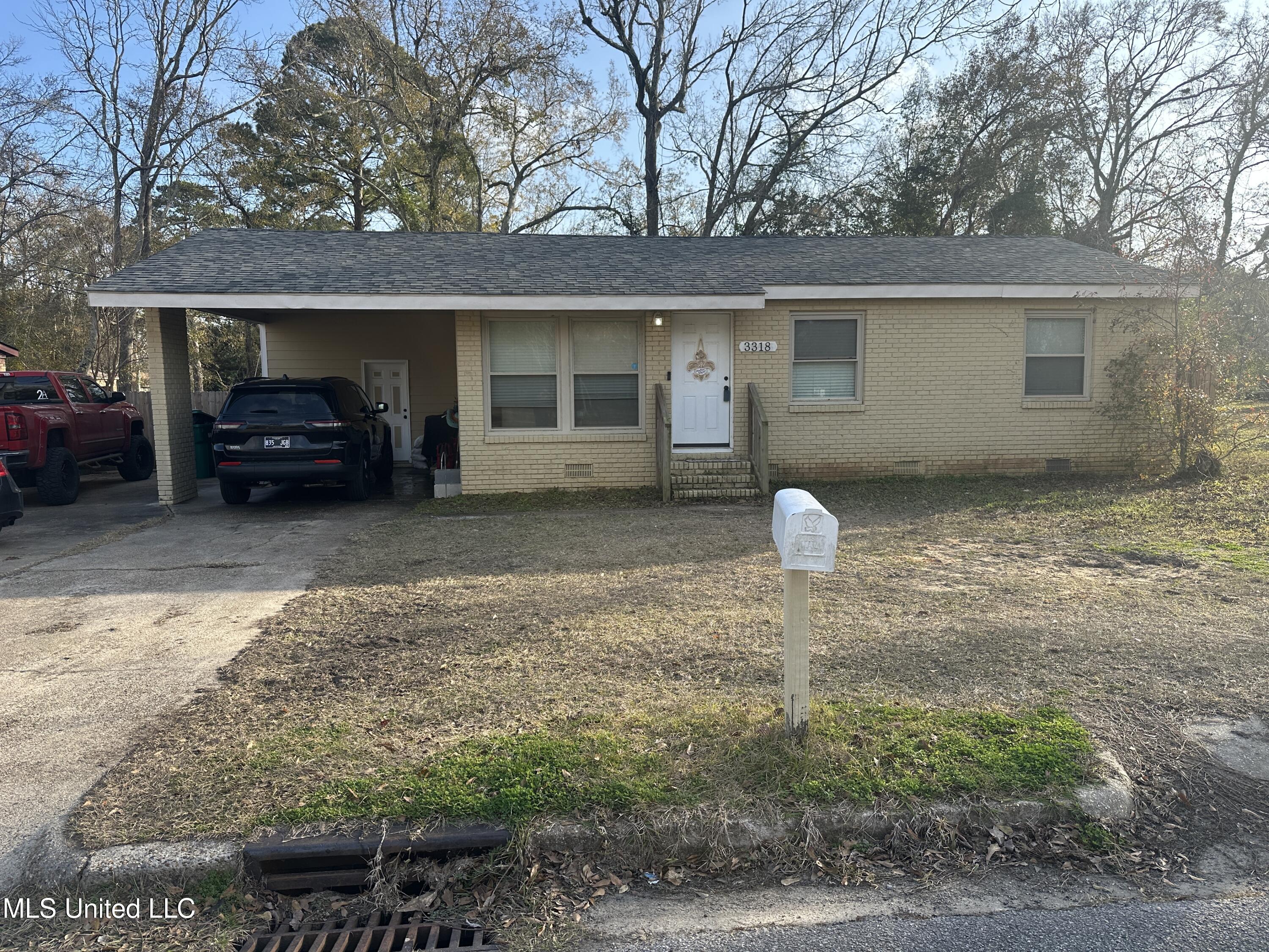 3318 Bellview Avenue Moss Point, MS 39563 - Photo 1 of 23 IMG_3628