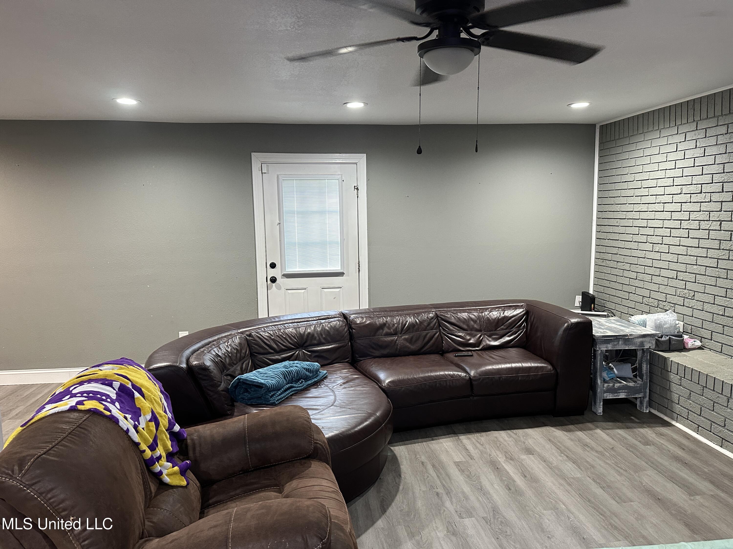 3318 Bellview Avenue Moss Point, MS 39563 - Photo 6 of 23 den c