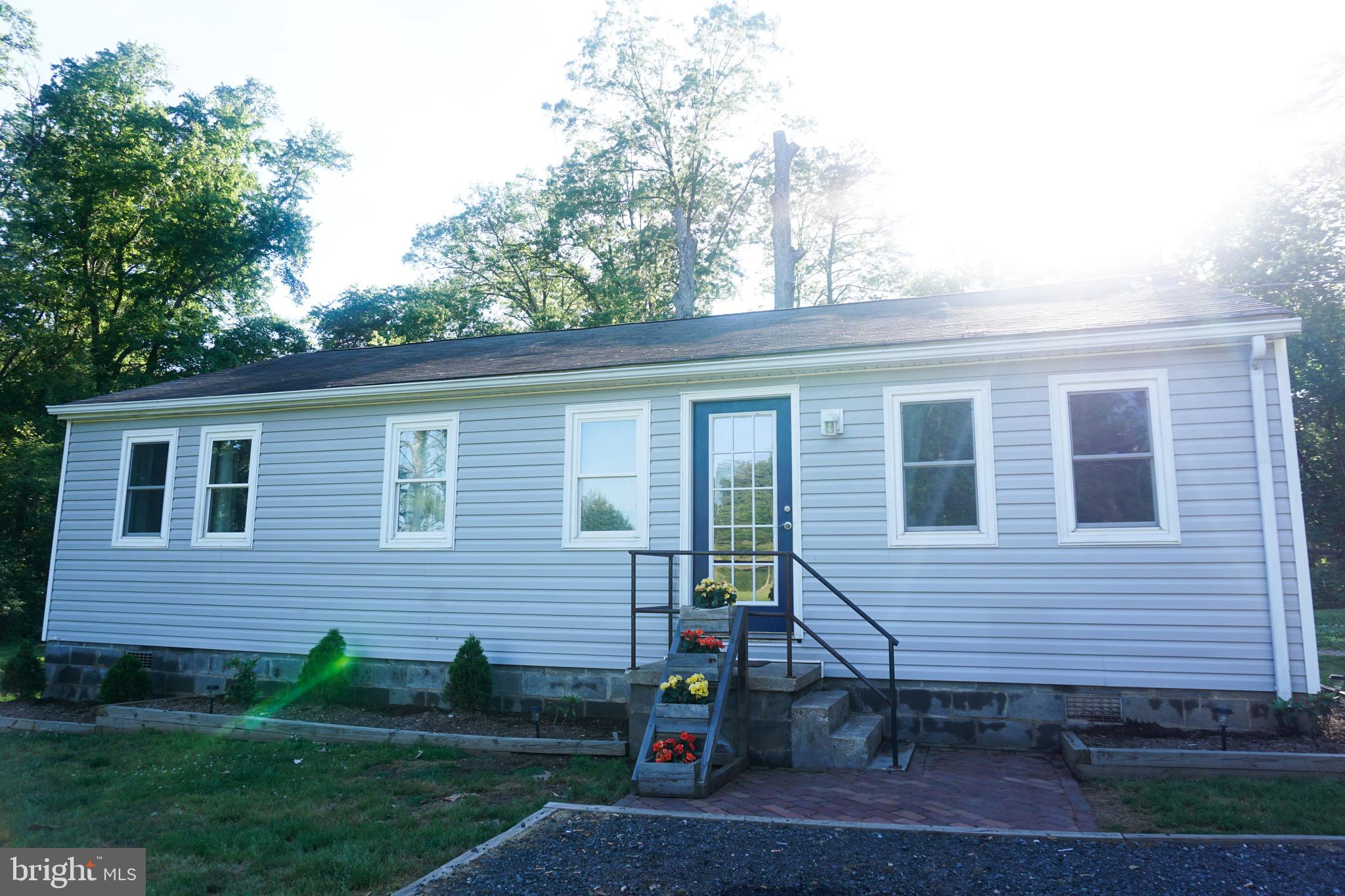 8064 Taylor Road Catlett, VA 20119 - Photo 4 of 20 Welcome Home