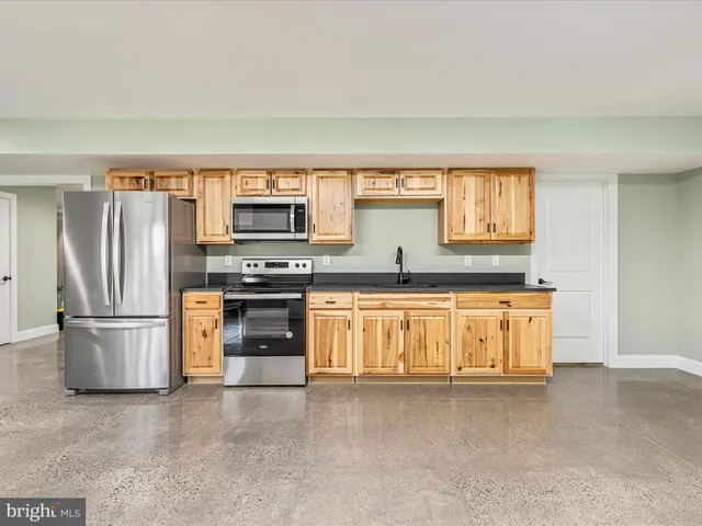 $1,500,000 | 1996 Buck Mountain Road, Bentonville, VA 22610