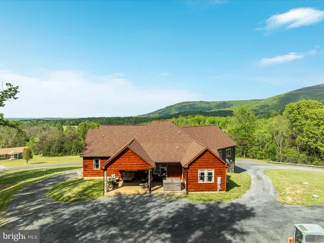 $1,500,000 | 1996 Buck Mountain Road, Bentonville, VA 22610