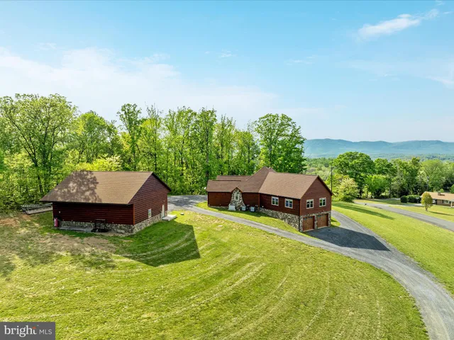 $1,500,000 | 1996 Buck Mountain Road, Bentonville, VA 22610
