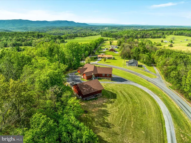 $1,500,000 | 1996 Buck Mountain Road, Bentonville, VA 22610