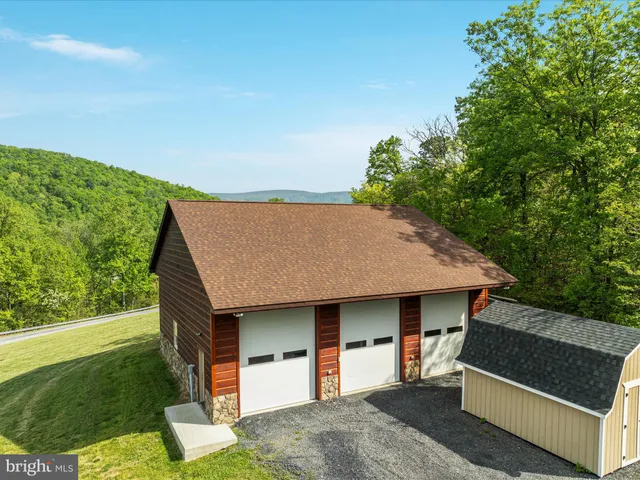 $1,500,000 | 1996 Buck Mountain Road, Bentonville, VA 22610