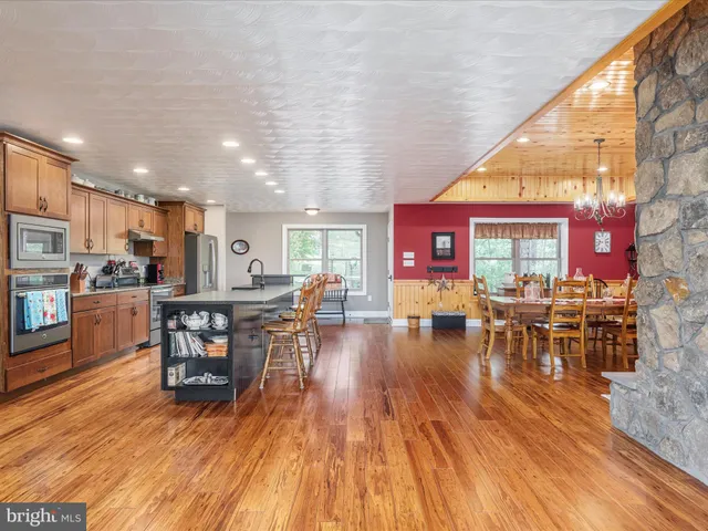 $1,500,000 | 1996 Buck Mountain Road, Bentonville, VA 22610