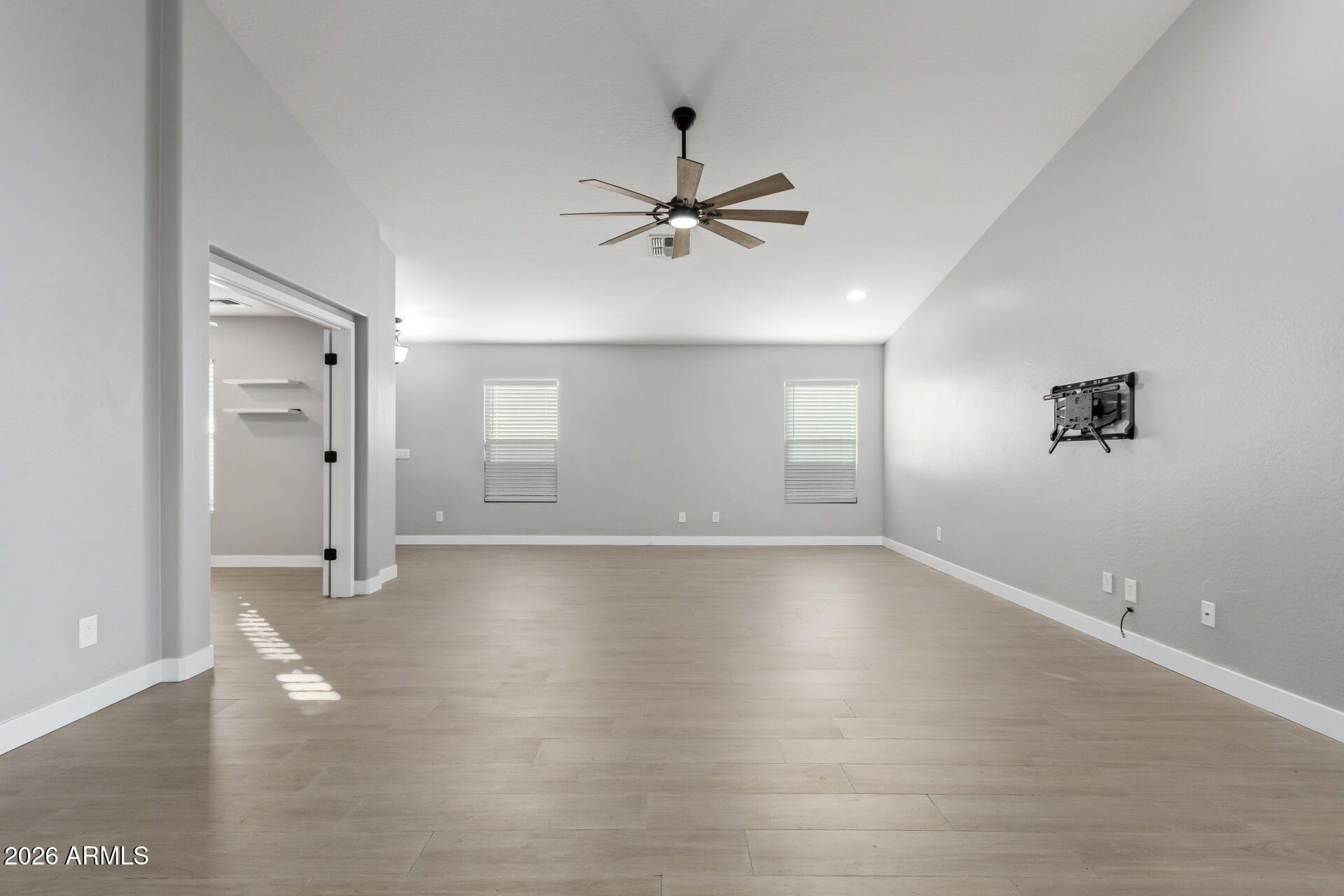 17854 West Redfield Road Surprise, AZ 85388 - Photo 9 of 43