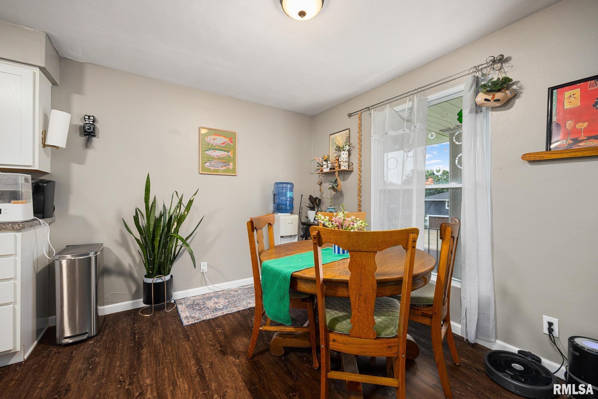 601 Devonshire Road Washington, IL 61571 - Photo 12 of 18