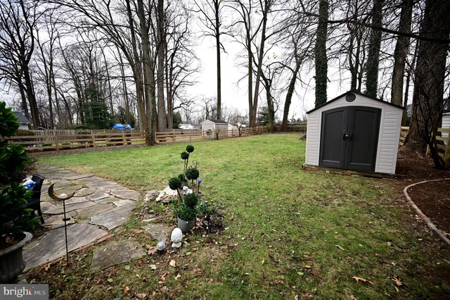 $630,000 | 10833 Warwick Avenue, Fairfax, VA 22030