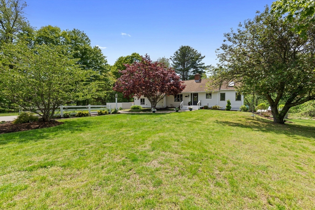 610 Main Street Boxford, MA 01921 - Photo 2 of 40 Gallery Image 2